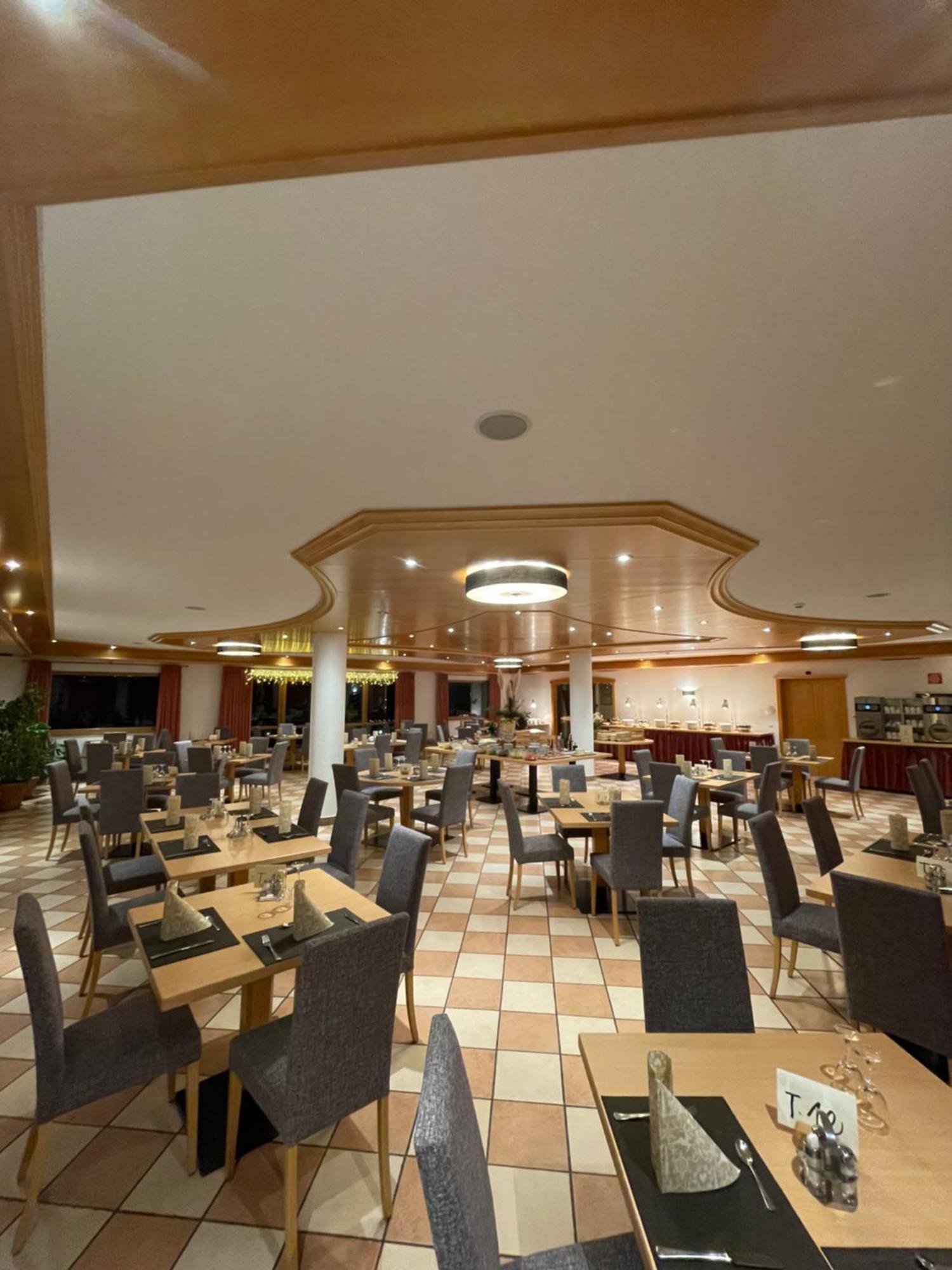 Hotel Larch Campo di Trens Exterior photo