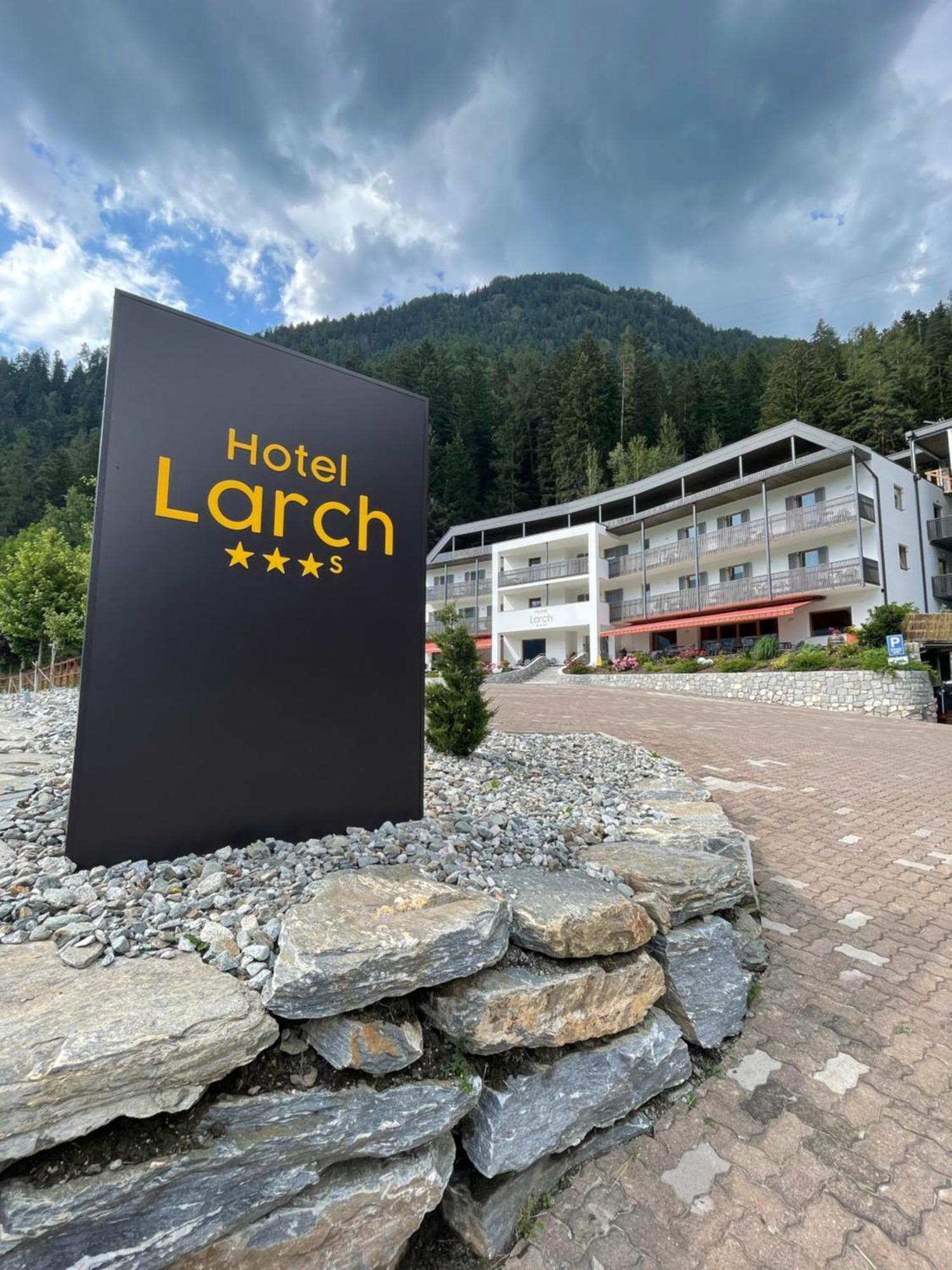 Hotel Larch Campo di Trens Exterior photo