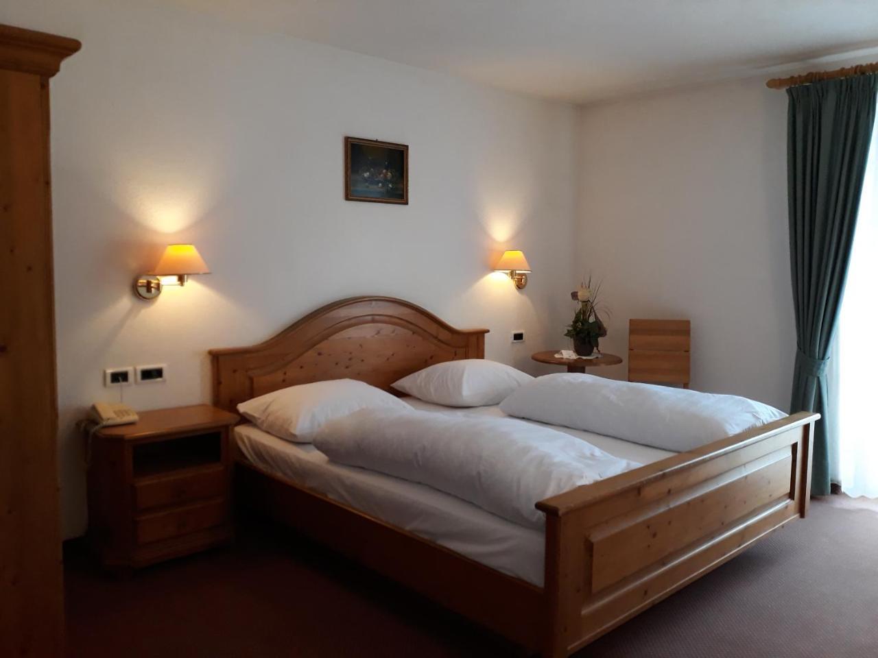 Hotel Larch Campo di Trens Exterior photo